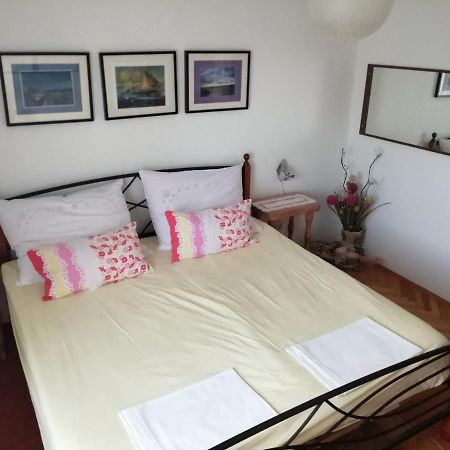 Apartman Mira Lägenhet Baška Exteriör bild